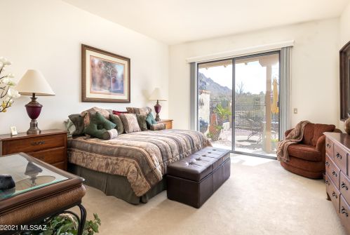 900 Camino Corrida, Tucson AZ 85704-7652 exterior