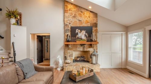 572 Spring Cave Rd, Spring Bluff MO exterior