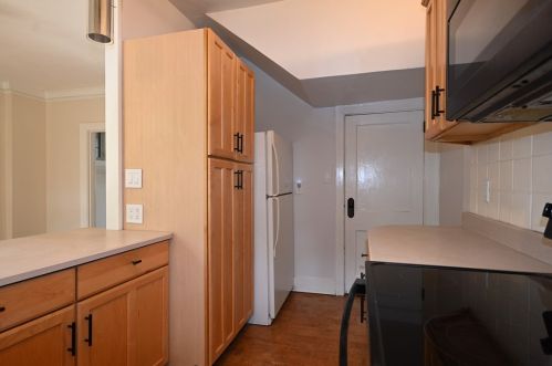 1122 King Ave, Pittsburgh PA 15206-1436 exterior