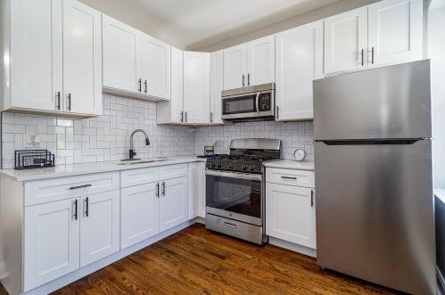 7616 Dante Ave, Chicago IL  60619-2720 exterior