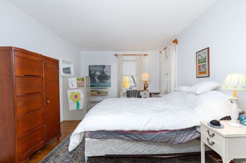 7 Heathbrook Dr, Poughkeepsie NY 12603-4805 exterior