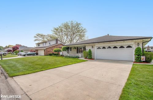 7267 Riverside Dr, Algonac, MI 48001-4249