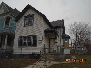 2118 Mckinley Ave, Milwaukee WI  53205-2430 exterior