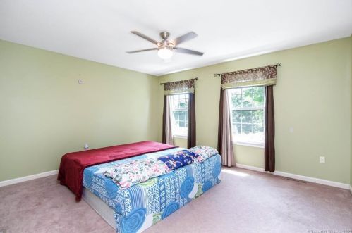 13 Gaylord Rd, Windsor Locks CT 06096-2815 exterior