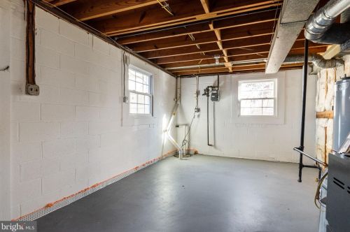 4228 Corcoran St, Alexandria VA 22309-1311 exterior