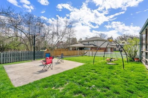 233 Anita Ave, Pittsburgh PA 15217-3120 exterior