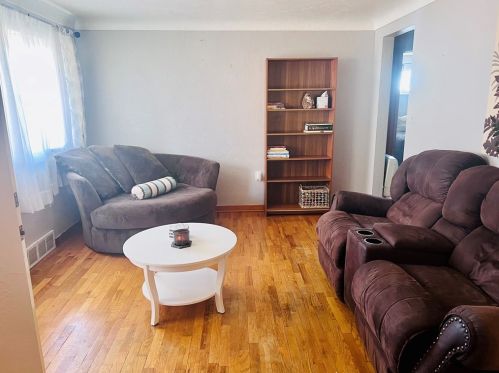 6715 Buchanan Ave, Pittsburgh PA  15122-2729 exterior