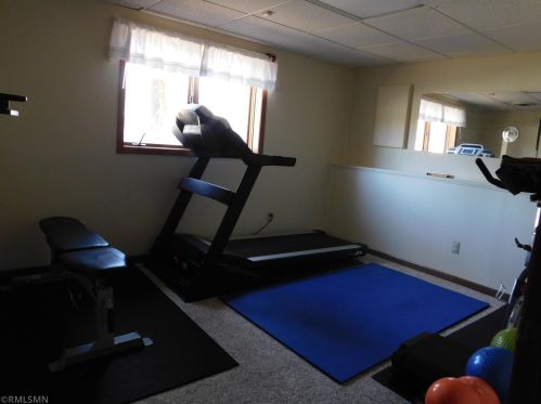 7561 Barbara Ave, South Saint Paul MN 55077-5821 exterior