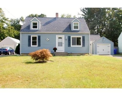 39 Lumae St, Springfield, MA 01119-2505