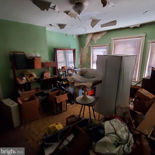 4929 Hazel Ave, Philadelphia PA 19143-2086 exterior