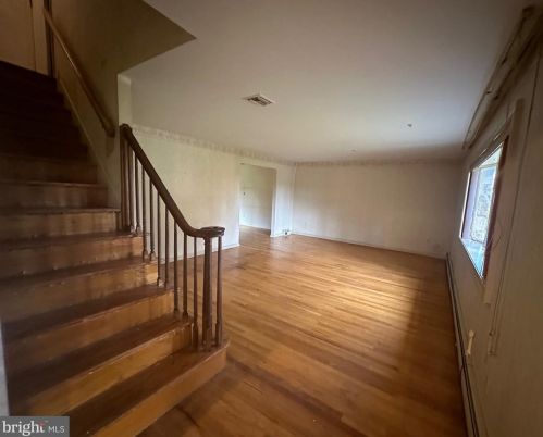 3750 Wheatsheaf Rd, Huntingdon Valley PA  19006-2810 exterior