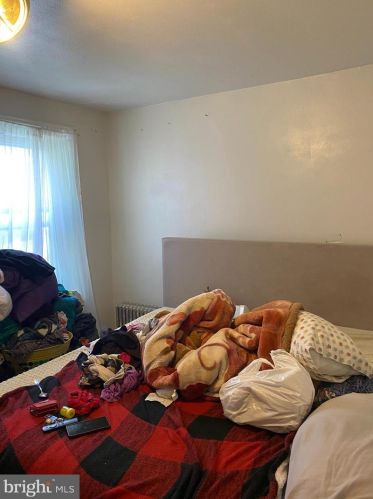 506 Hermitage Ave, Trenton, NJ 08618-4422