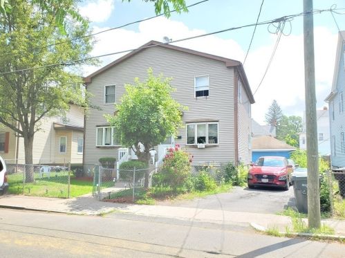 47 Lansing Pl, Springfield MA 01108-1719 exterior