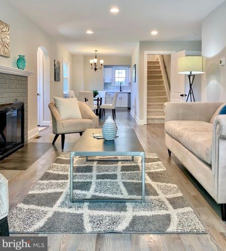 201 University Blvd, Silver Spring MD  20901-1945 exterior