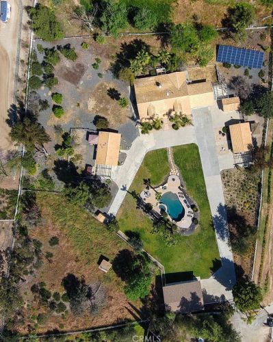 37200 Glenoaks Rd, Temecula CA 92592-8534 exterior