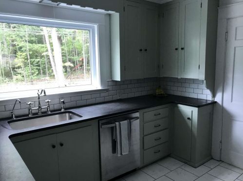 50 Ridge Rd, Concord NH  03301-3021 exterior