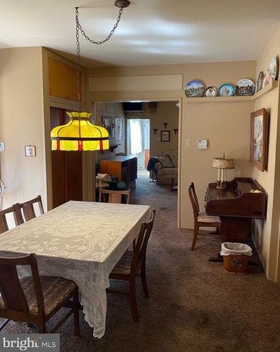 209 Highland Ave, Darby PA 19023-2006 exterior