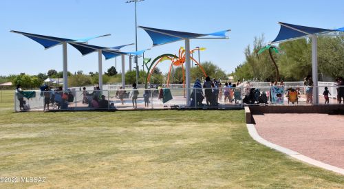 9789 Paseo Del Tornasol, Tucson AZ 85747-5015 exterior