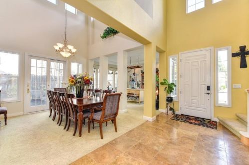 1009 Sandwick Way, Folsom CA 95630-6127 exterior