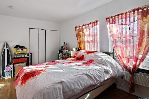 2111 Prospect Ave, Bronx NY 10459-3929 exterior