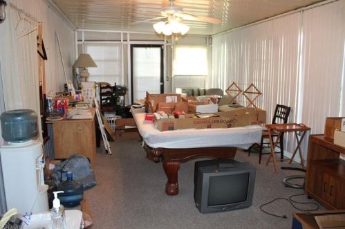 423 Cpe Florida Way, Naples FL 34104-4109 exterior