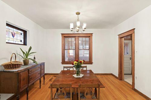 5015 Lindenwood Ave, Saint Louis MO 63109-1728 exterior