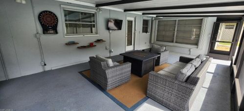 1280 Morningside Dr, Naples FL 34103-3314 exterior