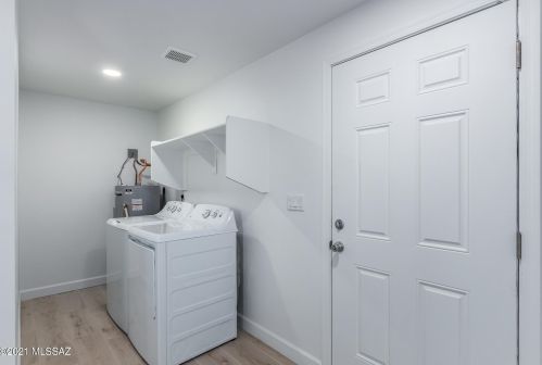 733 Louisiana St, Tucson AZ  85706-1239 exterior