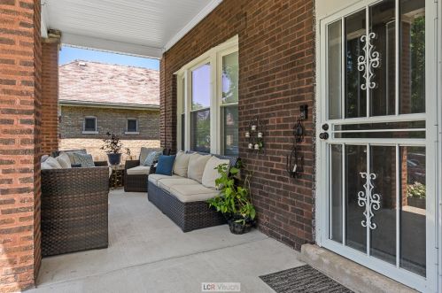 8739 Throop St, Chicago, IL 60620-3434