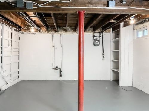 3 Johnson Ave, Peabody MA 01960-5225 exterior