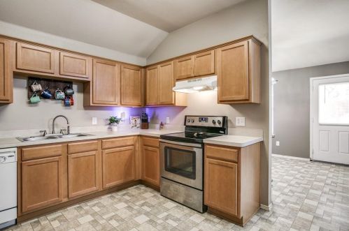 9945 Crystal Vly Way, Dallas TX 75227-5235 exterior