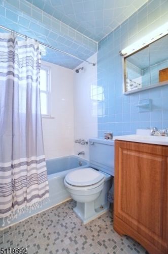 80 Howard St, Perth Amboy NJ 08861-1525 exterior