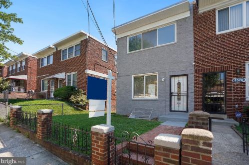 1572 41st St, Washington DC 20007-4939 exterior