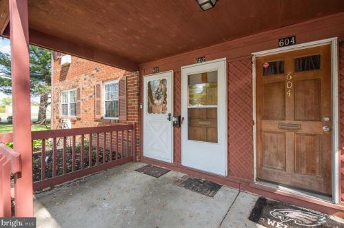 602 Garnet Dr, Burlington NJ  08016-4713 exterior