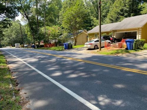 2661 Collier Dr, Atlanta GA 30318-7313 exterior