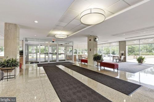 10500 Rockville Pike, Rockville MD  20852-3359 exterior