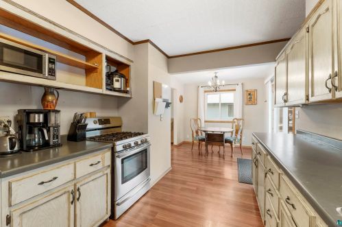 2709 Jean Duluth Rd, Duluth MN 55804-2630 exterior