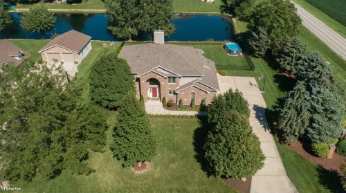 19057 Appaloosa Ln, Joliet IL exterior