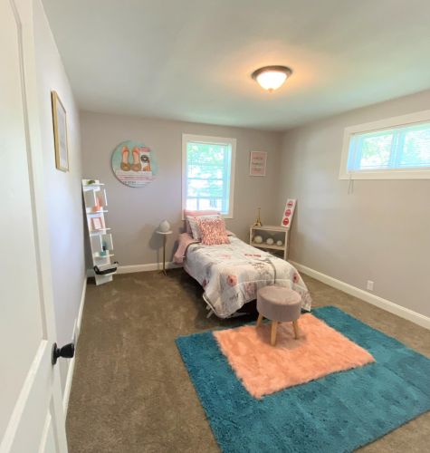 9126 Thurston Ave, Milwaukee WI  53225-2722 exterior