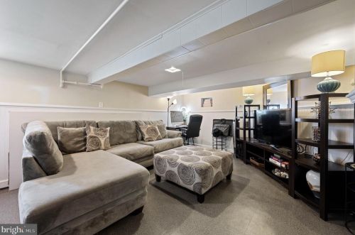 106 Oak Ln, Manor PA 19036-1414 exterior