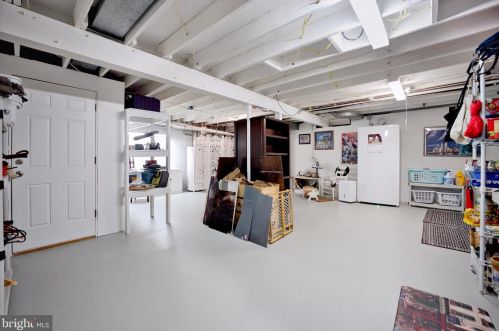 15300 Beaufort Pl, Silver Spring MD  20905-4202 exterior