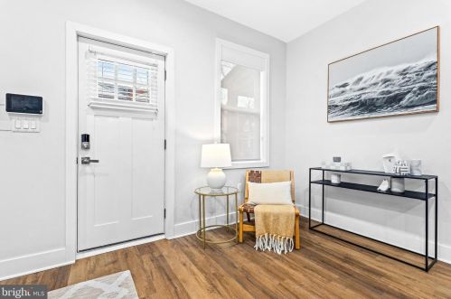 610 Roxboro Pl, Washington DC  20011-1254 exterior