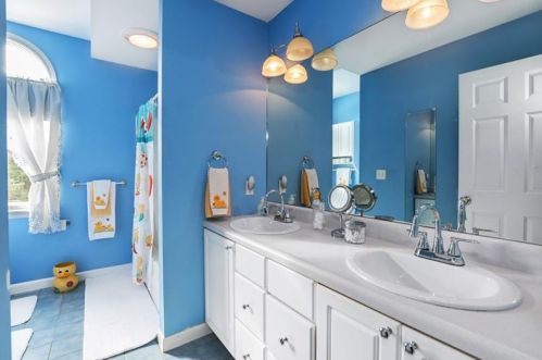 230 Ridge Ave, Pittsburgh PA  15237-6914 exterior