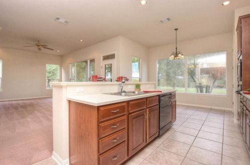 189 Dove Holw Trl, Georgetown TX 78633 exterior