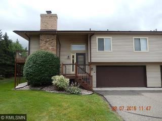 2301 Amberwood Dr, Saint Paul MN  55125-3007 exterior