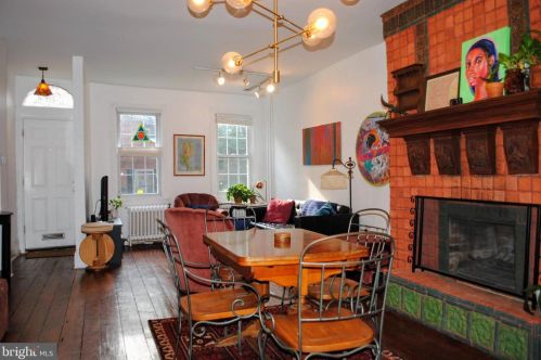 907 6th St, Philadelphia PA  19123-1405 exterior