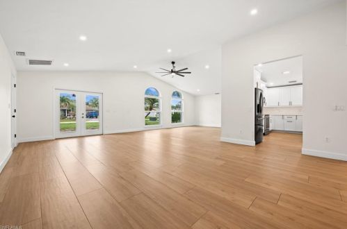 238 Willowick Dr, Naples FL 34110-1342 exterior