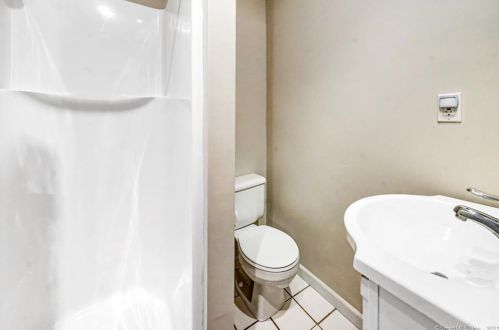 110 Lafayette St, Milford CT 06460-4714 exterior