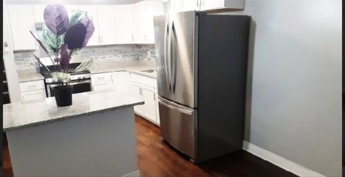 9845 Cottage Grove Ave, Chicago IL exterior