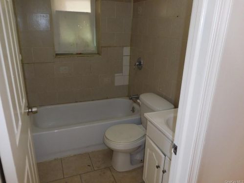 1551 Bruckner Blvd, Bronx NY 10472-6408 exterior